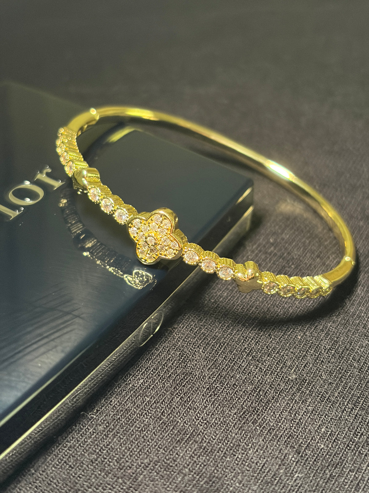 Clover Bangle Bracelet